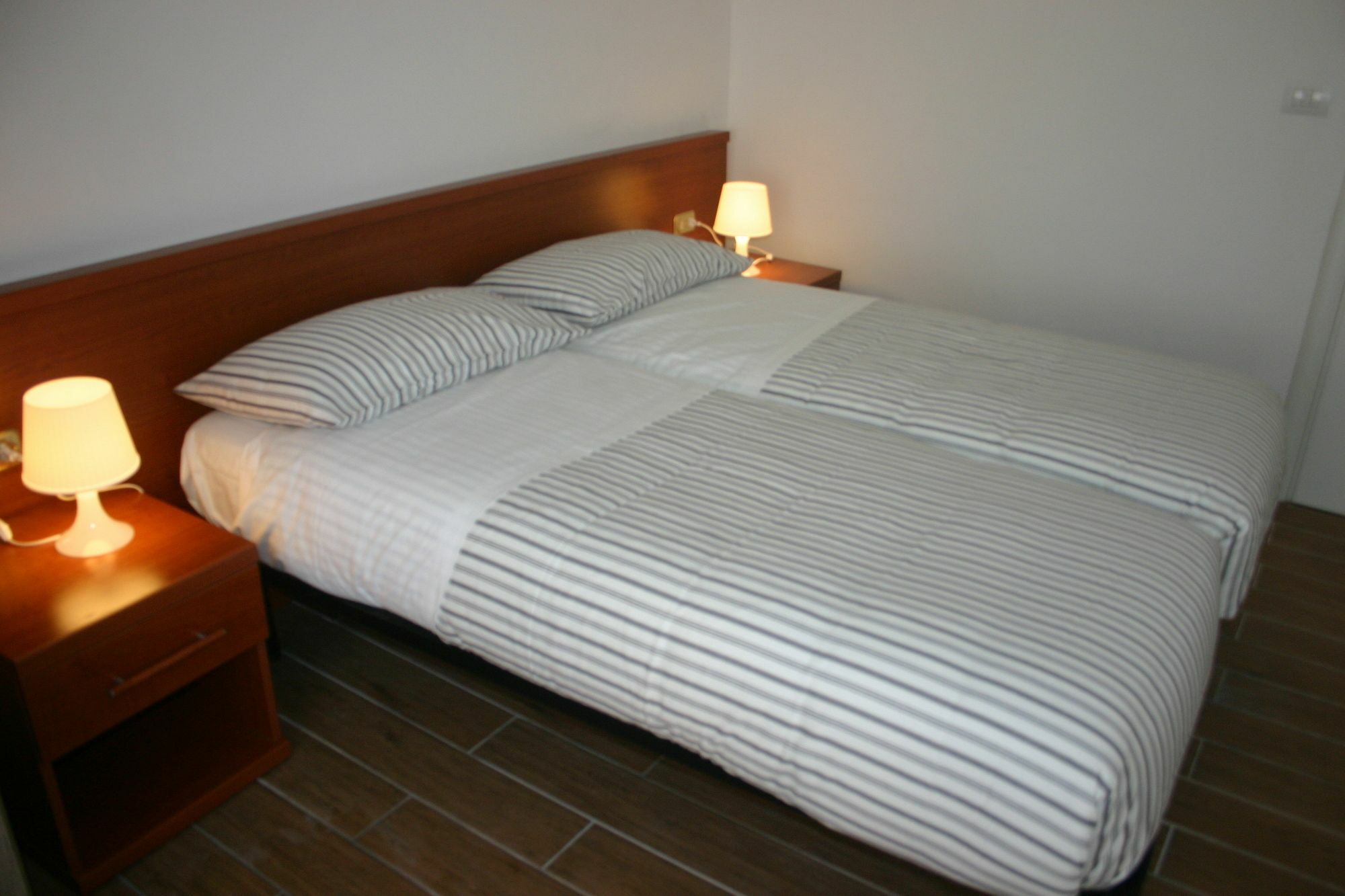 Vittoria Guest House Roma Exterior foto